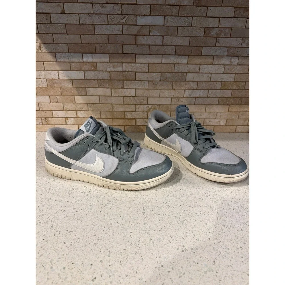 Nike Dunk Low Retro PRM DV7212-300 Light Silver Grey White Men's Size 11 Sneaker